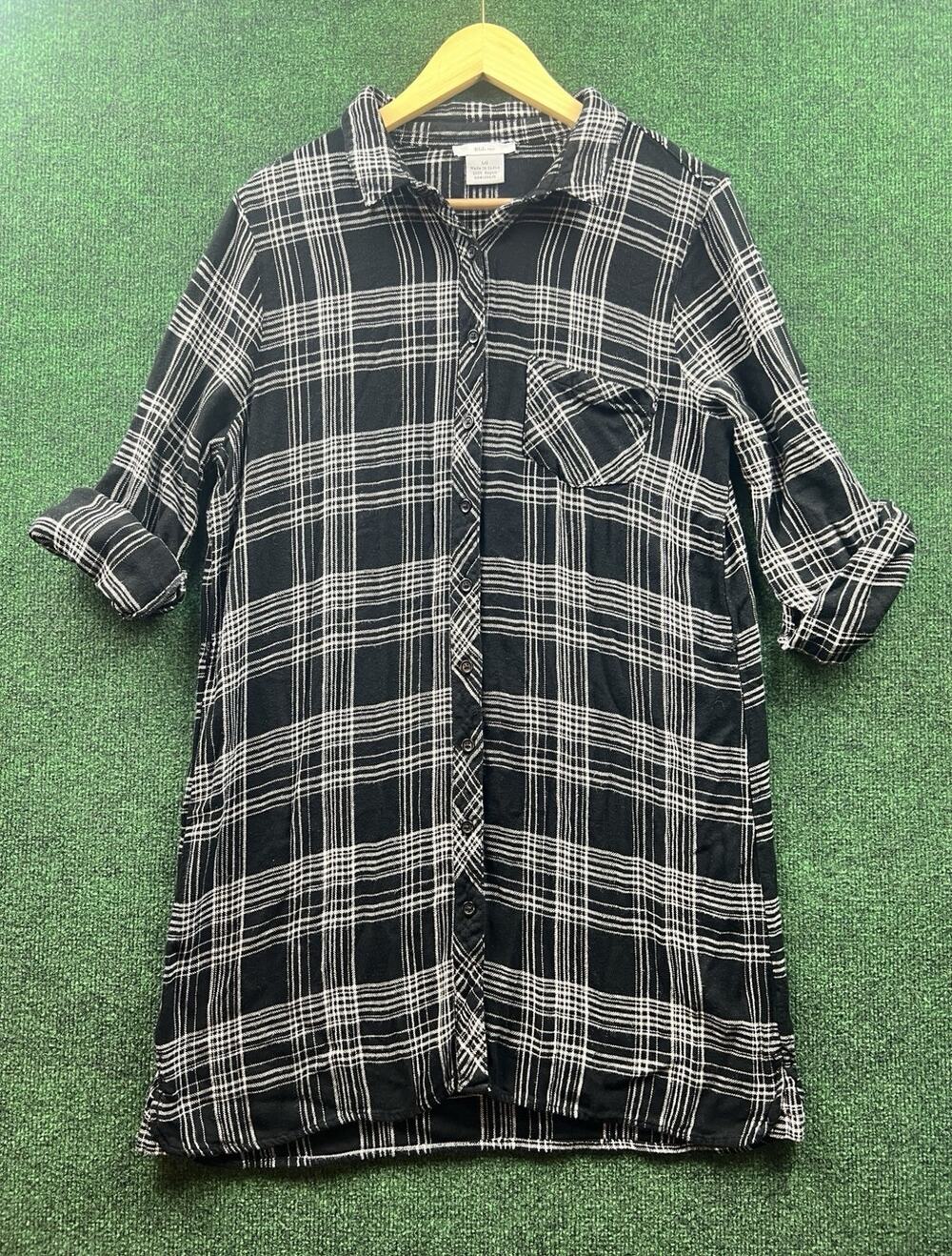 BLL NYC Women's L/G Black White Plaid Button-Up Blouse